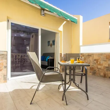 Esterlitzia Apt. En Mareverde Costa Adeje (Tenerife)